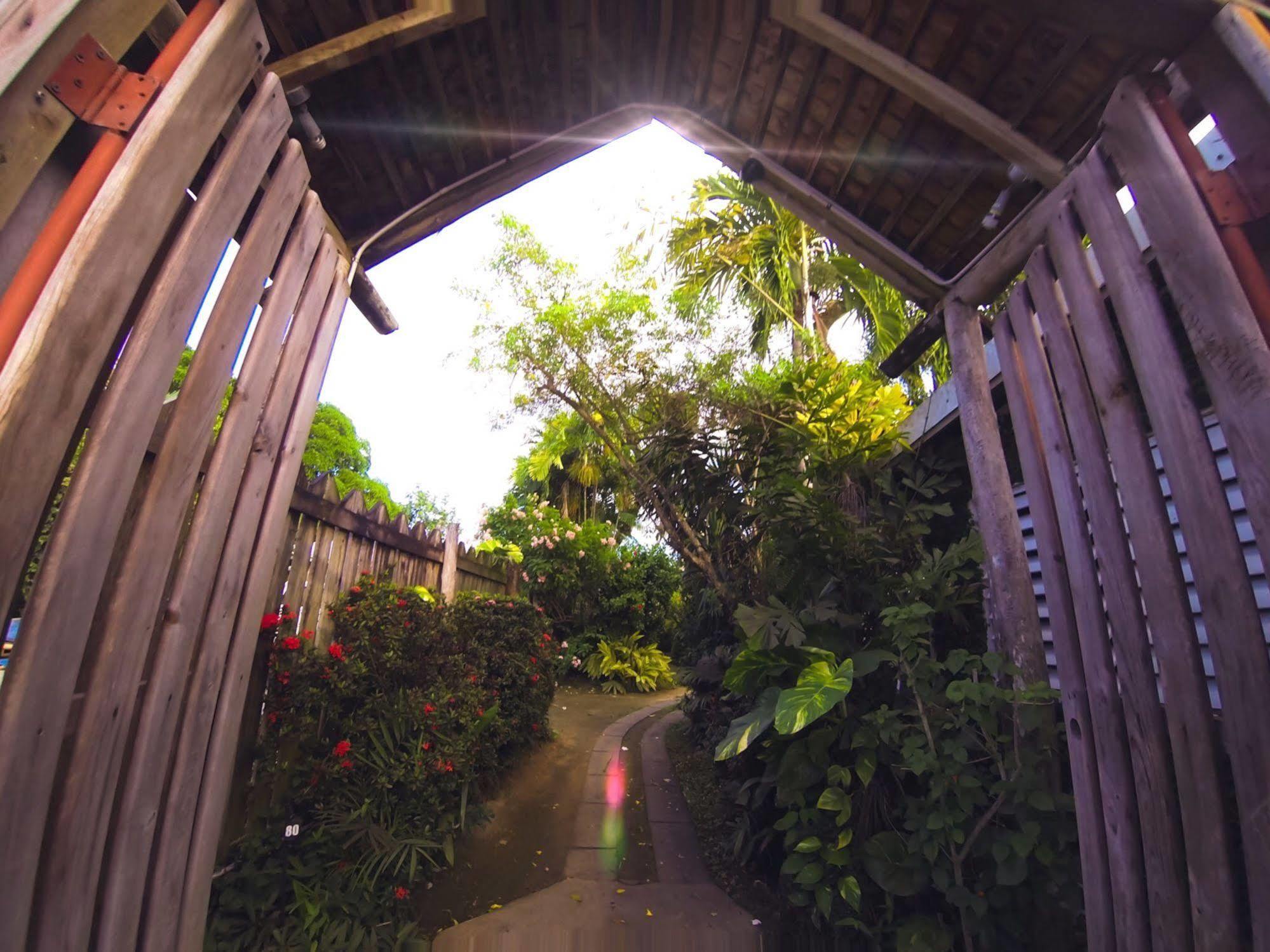 Kariwak Village Holistic Haven Краун Пойнт Екстериор снимка